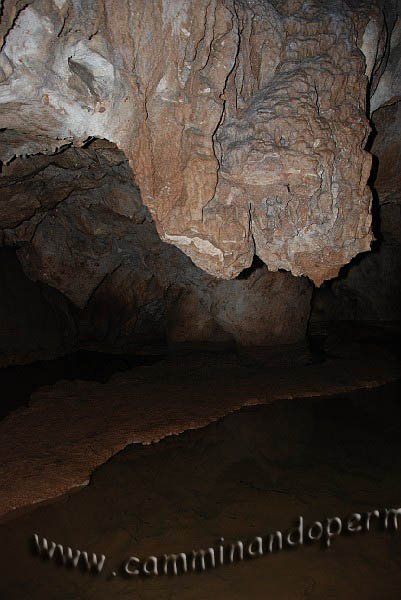 23 Grotta dei laghetti.JPG